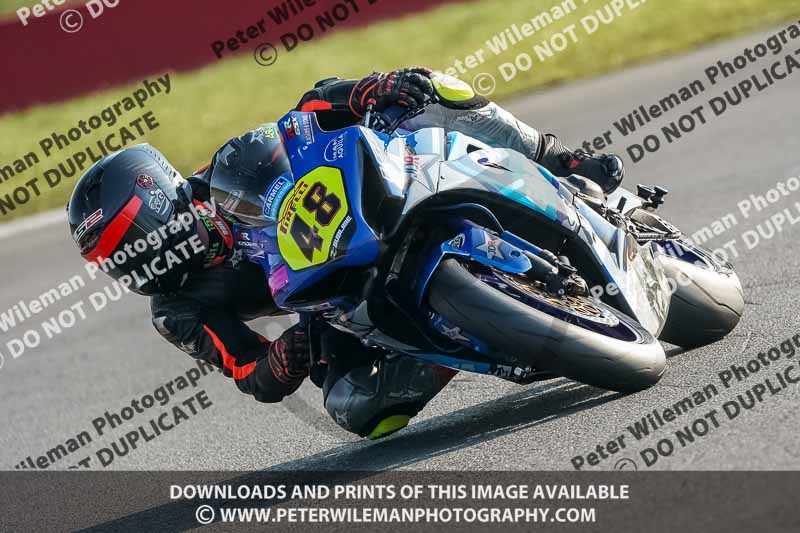 donington no limits trackday;donington park photographs;donington trackday photographs;no limits trackdays;peter wileman photography;trackday digital images;trackday photos